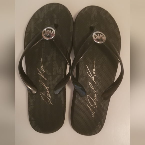 Shoes - Picture 3 of 3